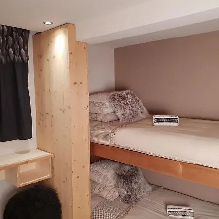 Holiday home Mystere Montriond